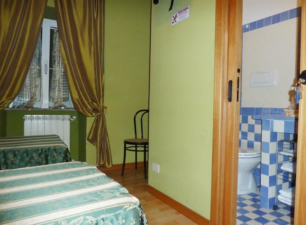 Hotel Sutrium Zimmer foto